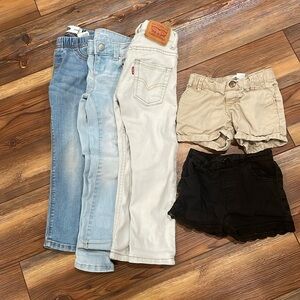 4T Jeans and Shorts set. 3 Pairs of Jeans 2 Pairs of Shorts
